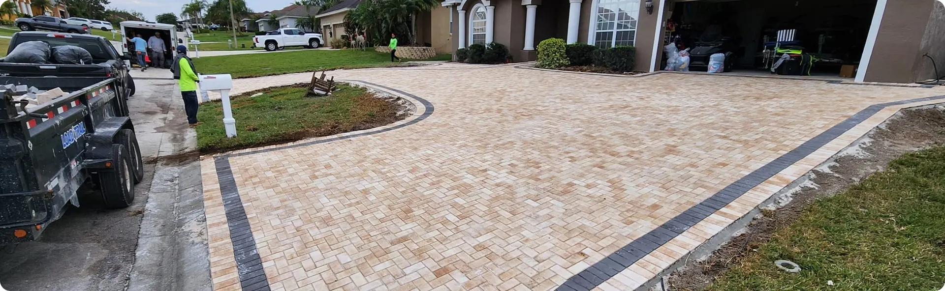Paver driveway with a contrasting border